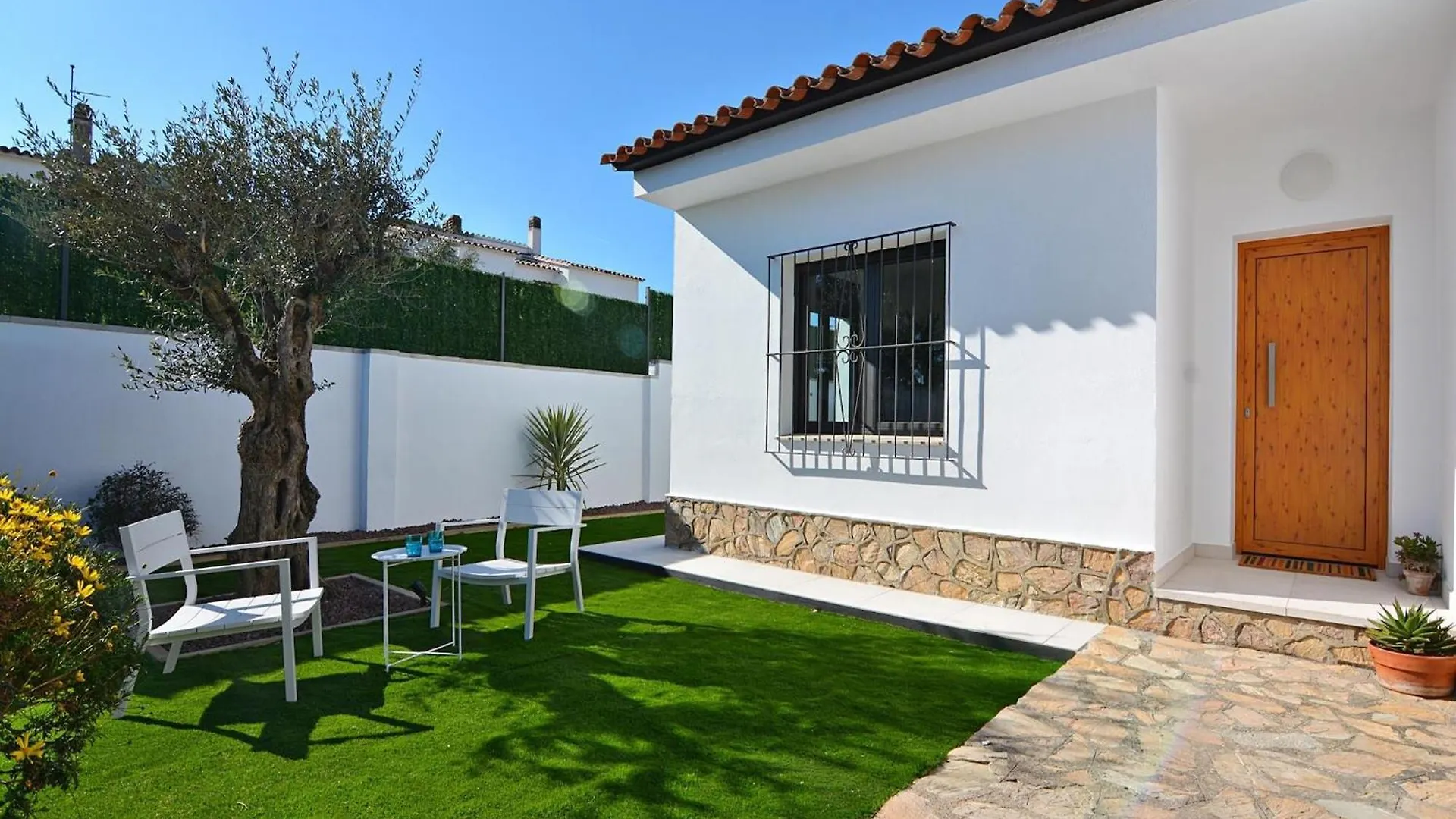 3 Bedroom Villa In Costa Brava L' Escala 0*,  Španělsko