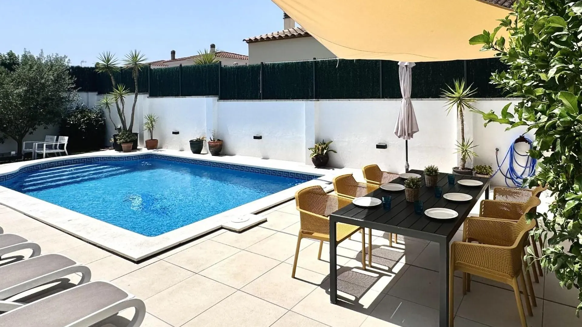 3 Bedroom Villa In Costa Brava L' Escala Španělsko